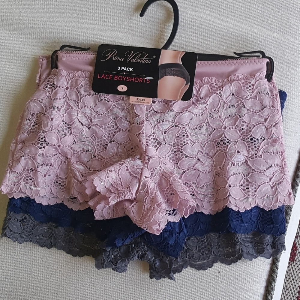 3 pack of lace boy shorts panties